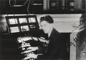 Reginald Dixon at the Regent Cinema Wurlitzer Organ, Dudley in 1928