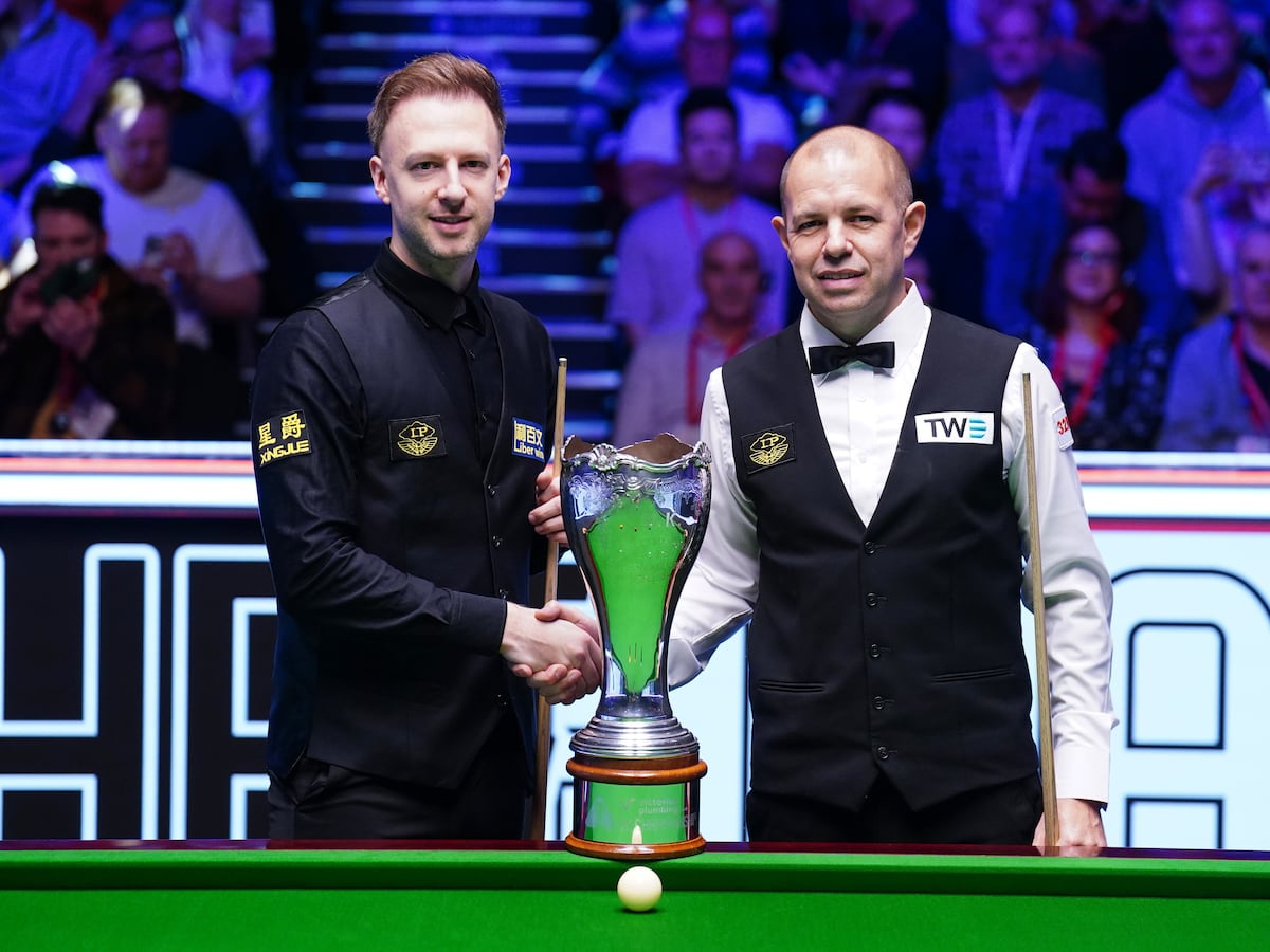 Barry Hawkins trying to stick with Judd Trump in UK Championship final