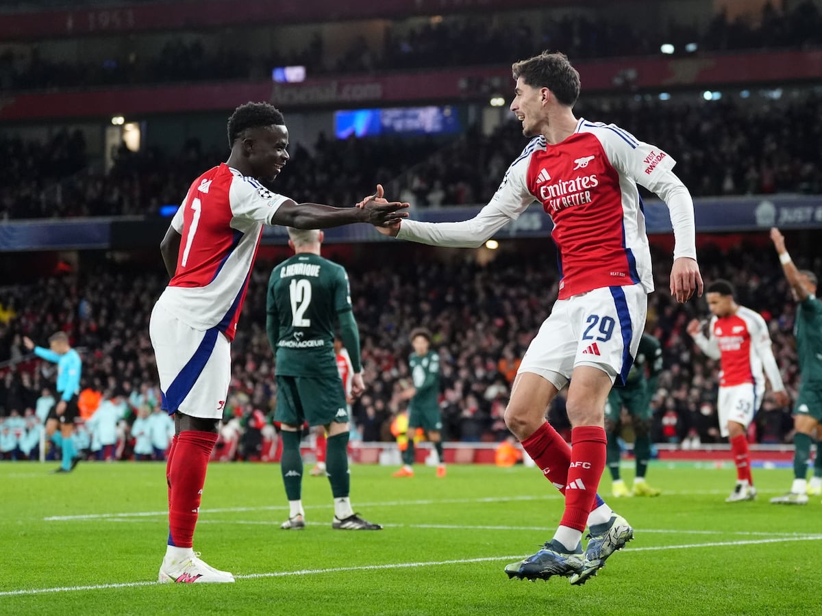 Bukayo Saka stars as Arsenal sweep aside Monaco