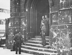 Bomb damage at Dudley's 'Top Church', in the same raid that destroyed the Three Swans