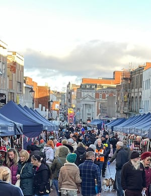 Dudley Comes Alive: Christmas Market and Fun Day a Festive Triumph!”