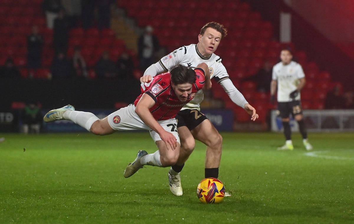 Walsall sweat on Jamie Jellis’ fitness as Mat Sadler reveals double injury setback