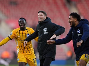 Brighton's Yankuba Minteh, manager Fabian Hurzeler and Georginio Rutter celebrate after beating Southampton