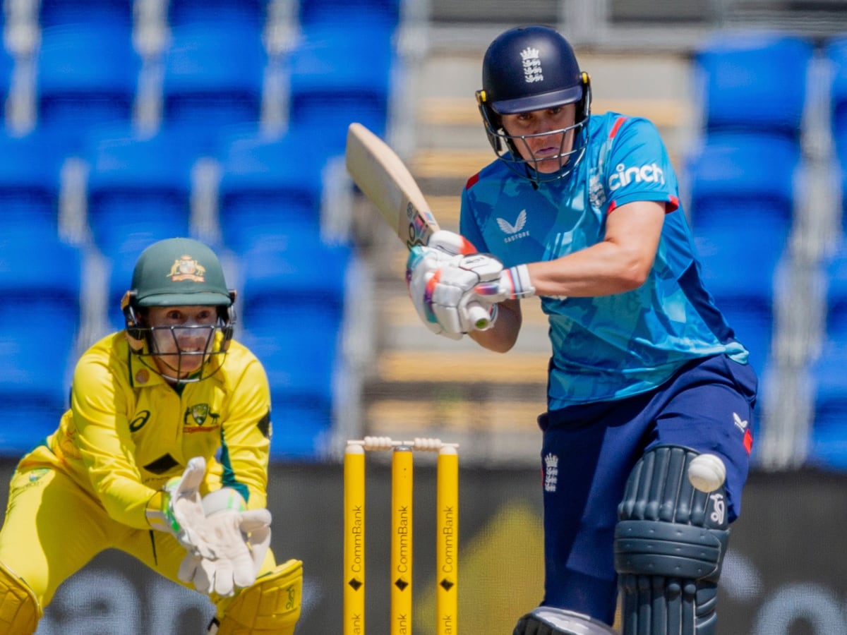 Australia on verge of retaining Women’s Ashes with 86-run win in Hobart