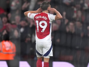 Leandro Trossard celebrates