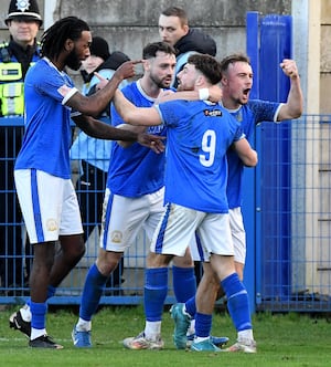 Kieren Donnelly makes it 2-1 to Halesowen.