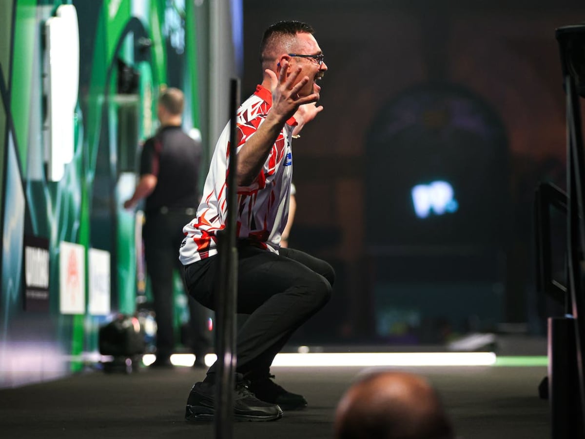 Damon Heta hits nine-dart finish but still exits World Championship