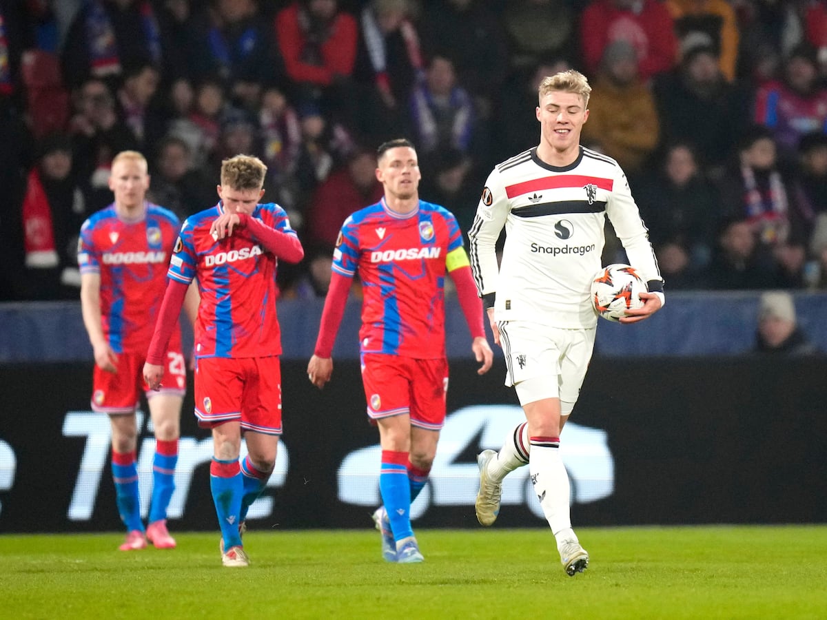 Rasmus Hojlund brace earns Man Utd much-needed comeback win at Viktoria Plzen