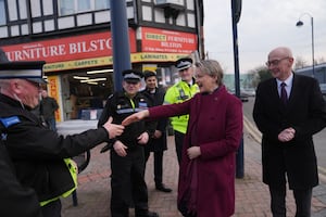 Home Secretary Yvette Cooper and  Chancellor of the Duchy of Lancaster Pat McFadden during a visit West Midlands Police in Bilston