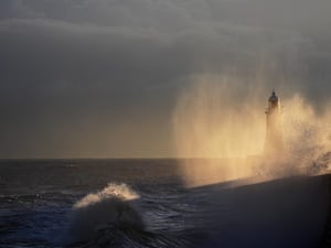 Rough seas near the Tynemouth pier lighthouse on the river Tyne