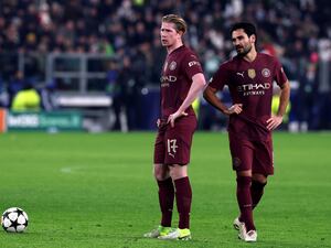 Manchester City’s Kevin De Bruyne and Ilkay Gundogan (right) look dejected (Fabrizio Carabelli/PA)