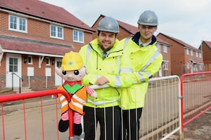 SGB_2362  Barratt Homes - The site team with the elf, who are promoting staying safe on site