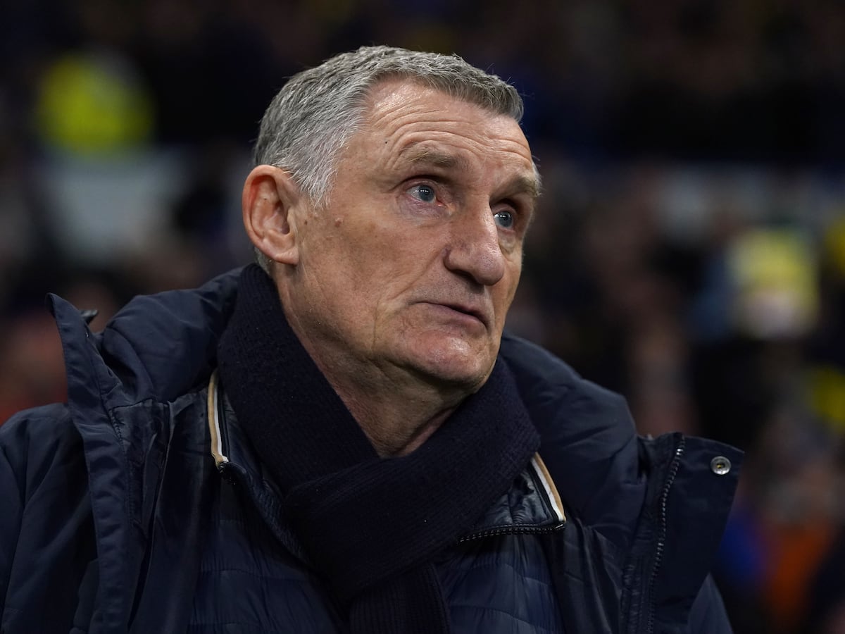 Tony Mowbray ‘pretty sure’ he will return to management after cancer recovery