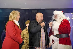 (L-R) Mayor Councillor Linda Leach, Dicky Dodd, Santa Claus