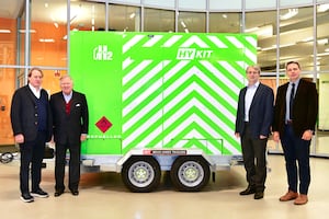 Jo Bamford, Executive Chairman of the HydraB Group; JCB Chairman
Lord Bamford; Ben Madden, Chief Technology Officer, HYCAP; and HyKit CEO Neil Tierney.