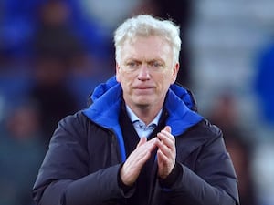 David Moyes applauds