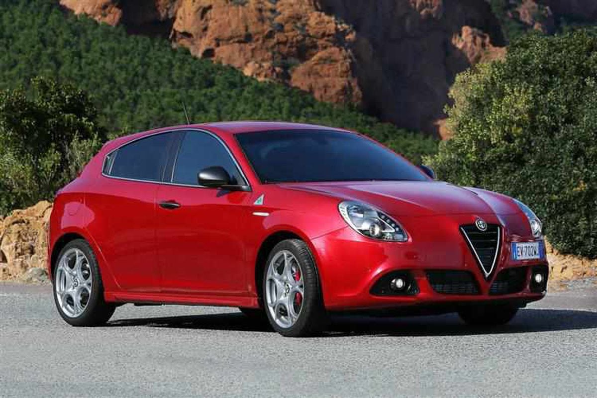 Alfa Romeo Giulietta Quadrifoglio Verde review: Hot hatch that deserves ...