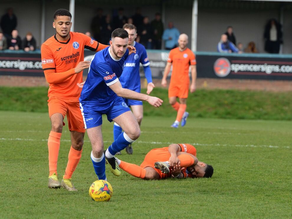 Halesowen Town 0 Leiston 0 - Report and pictures | Express ...