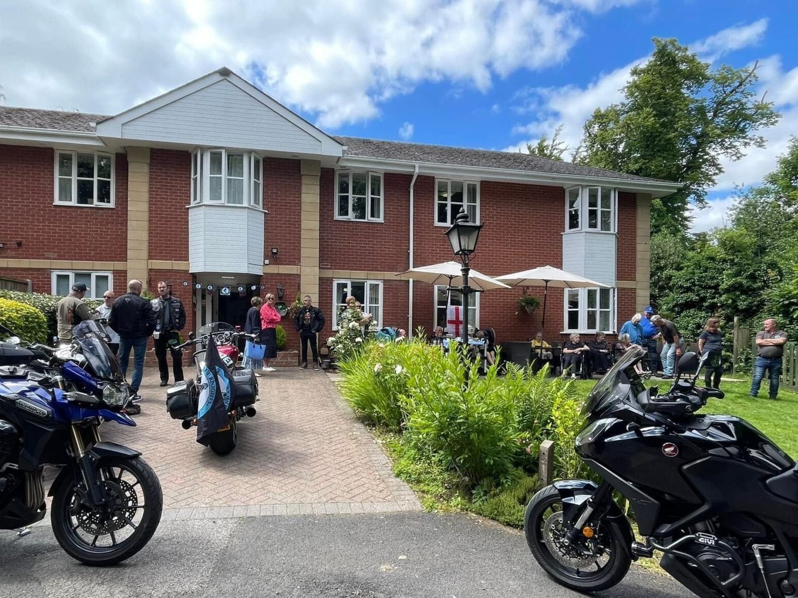 Community biker group 'rev up' Kidderminster care home