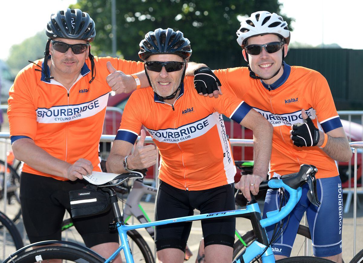 Round the Wrekin: Hundreds take part in popular cycle ride | Express & Star