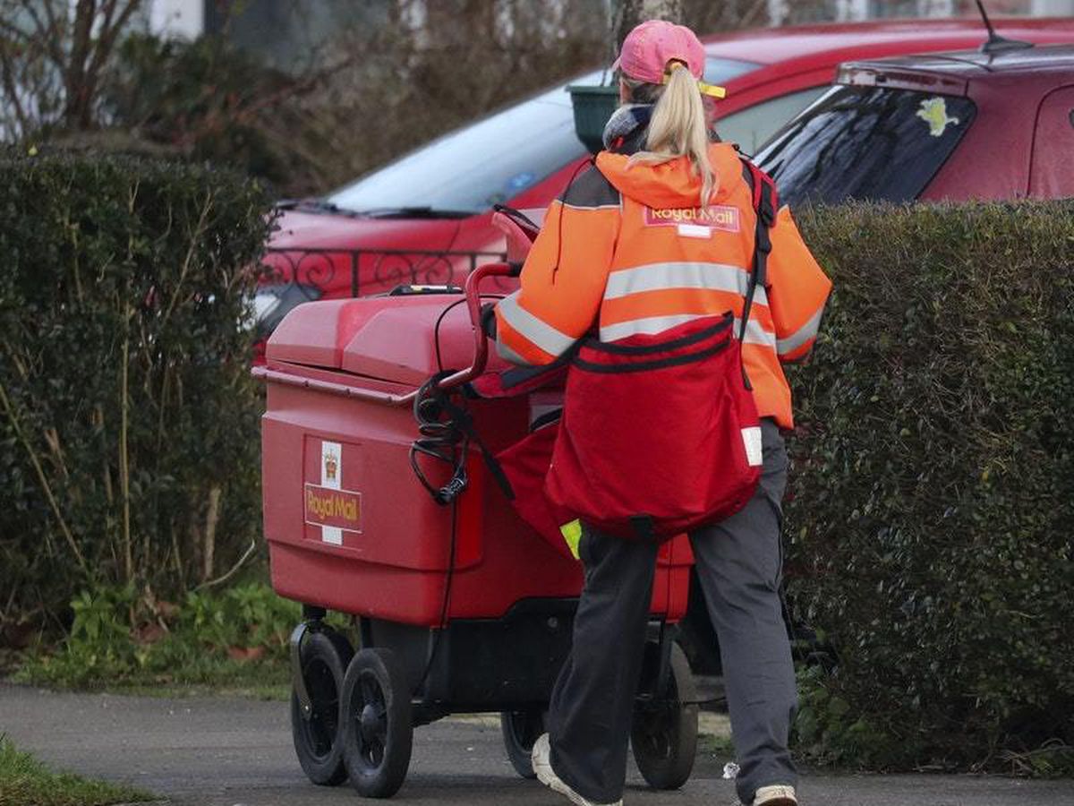 Royal Mail shares plunge to new lows on warning over UK ...