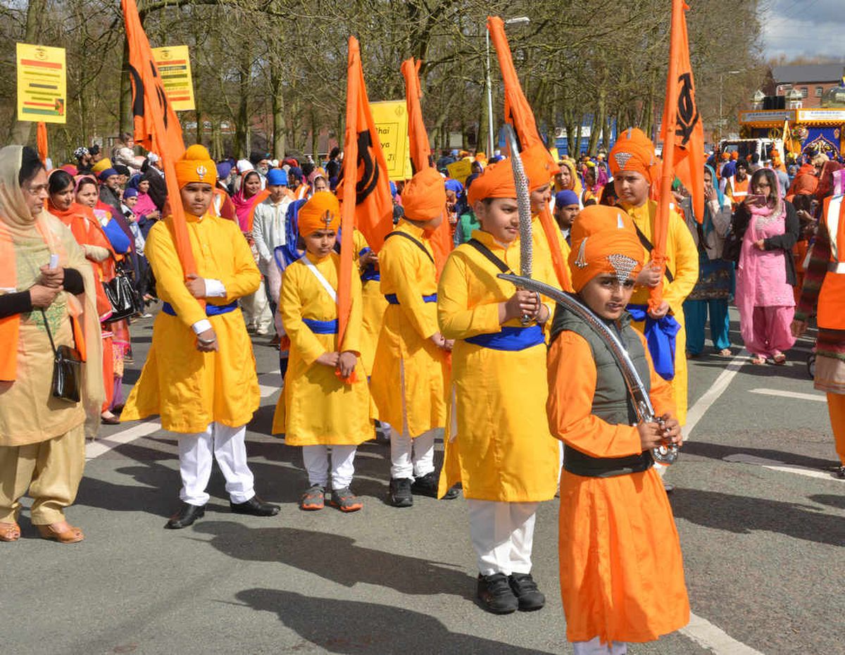 PICTURES Thousands take to streets of Wolverhampton for Vaisakhi