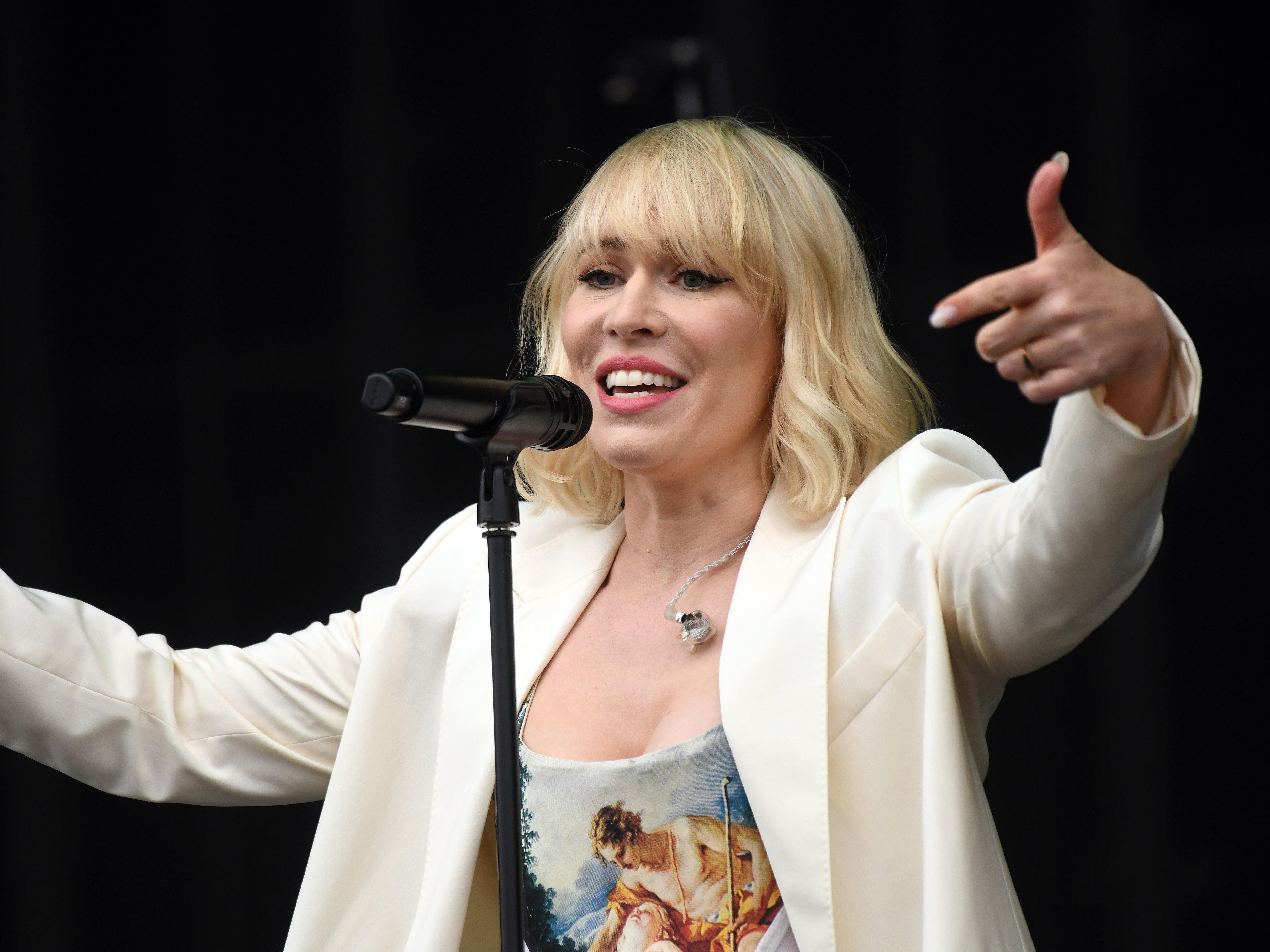 Natasha Bedingfield asks fans to sing Lewis Capaldi song with her at Trnsmt