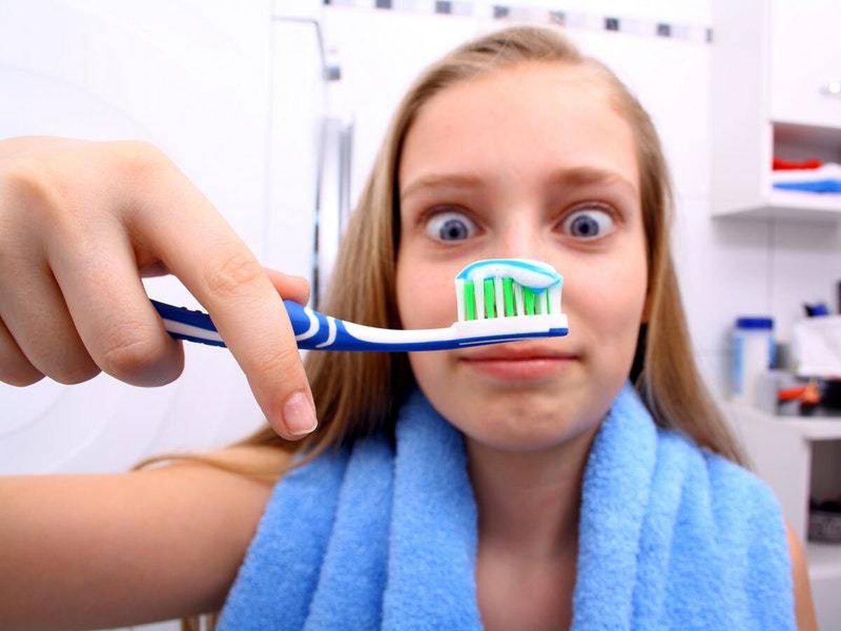 this-debate-about-brushing-teeth-is-driving-twitter-crazy-express-star