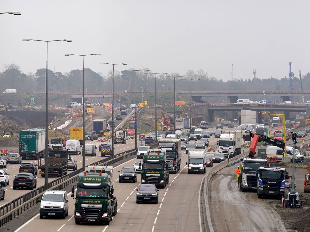 Traffic warning issued ahead of M25 closure on predicted warm weekend ...