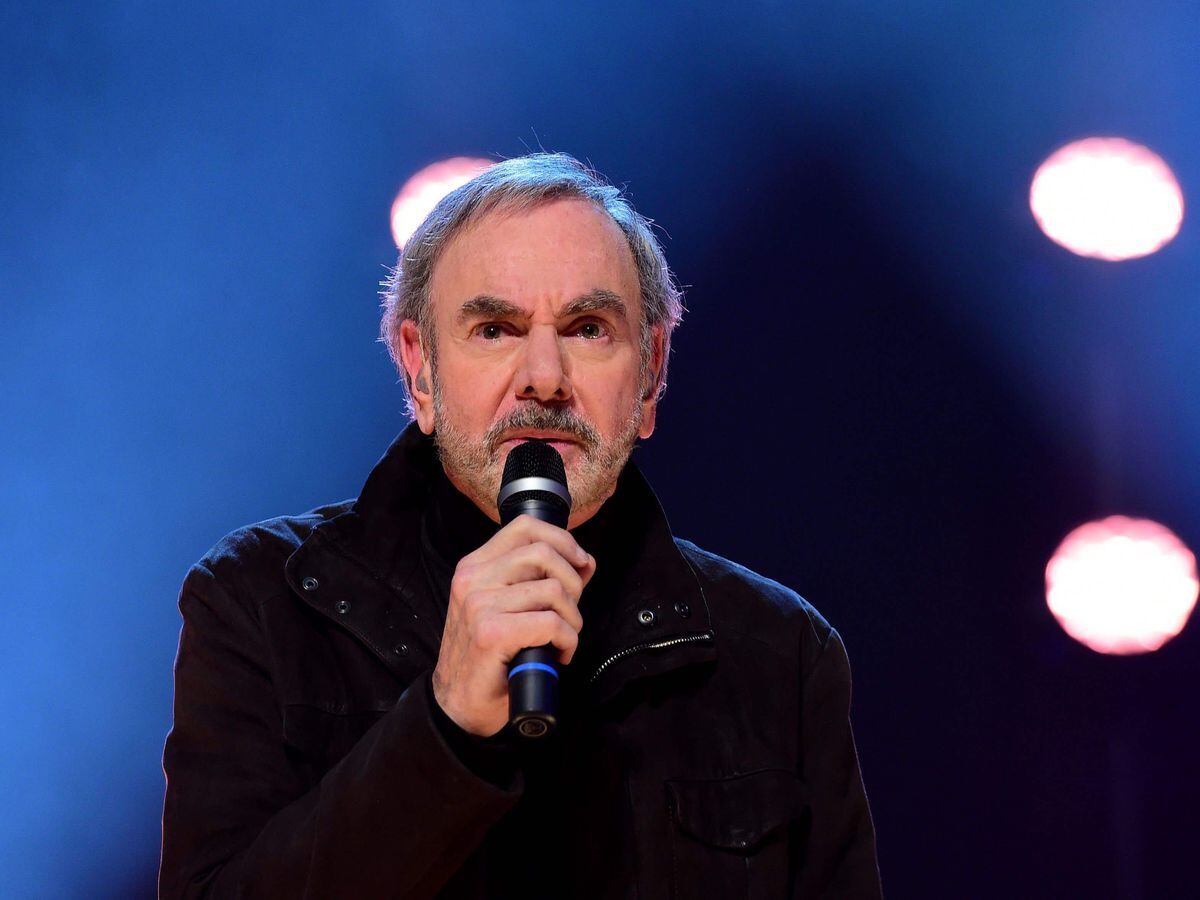 Neil Diamond reveals story behind 'Sweet Caroline