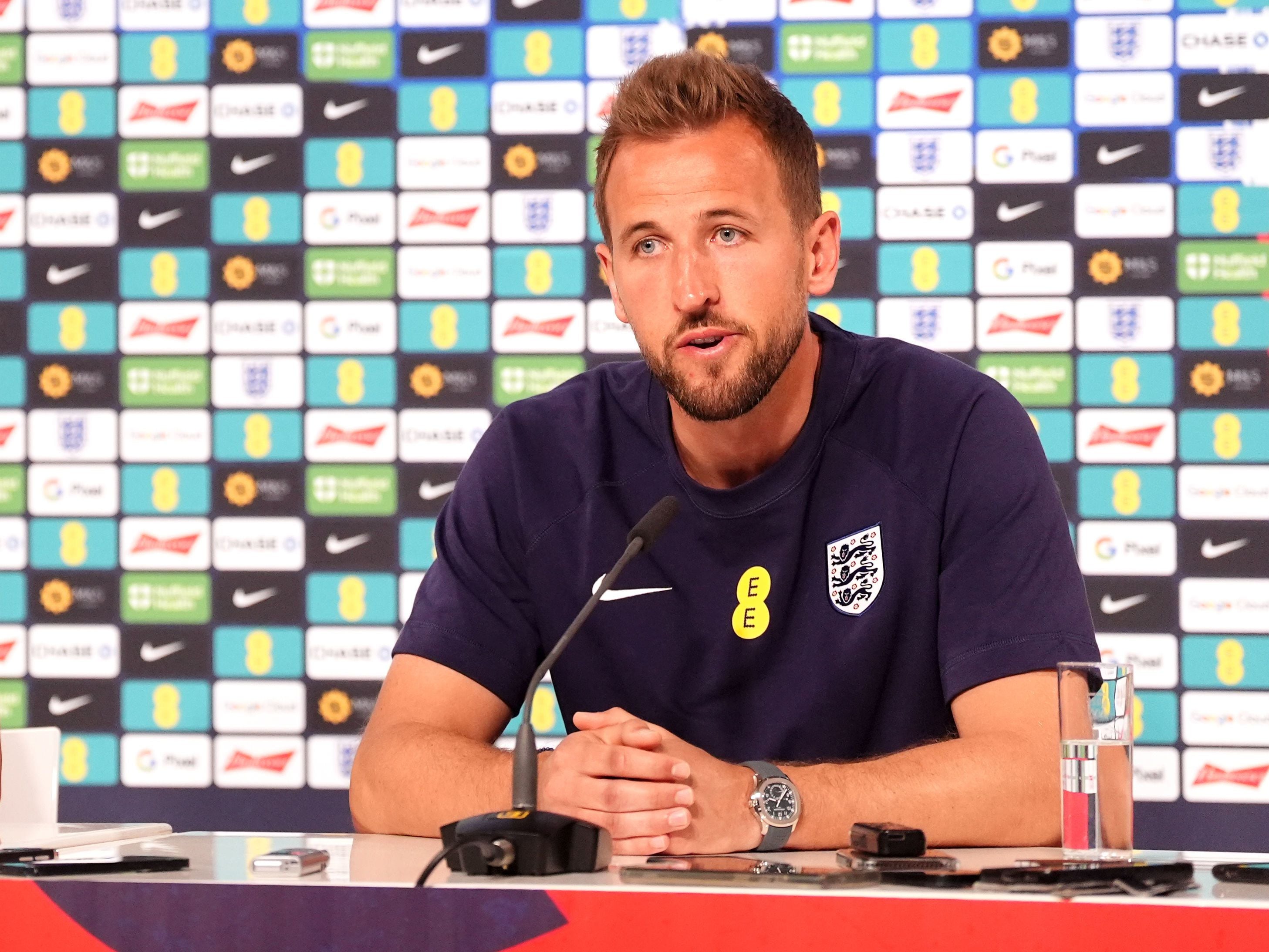 England captain Harry Kane hits back at former players over criticism 