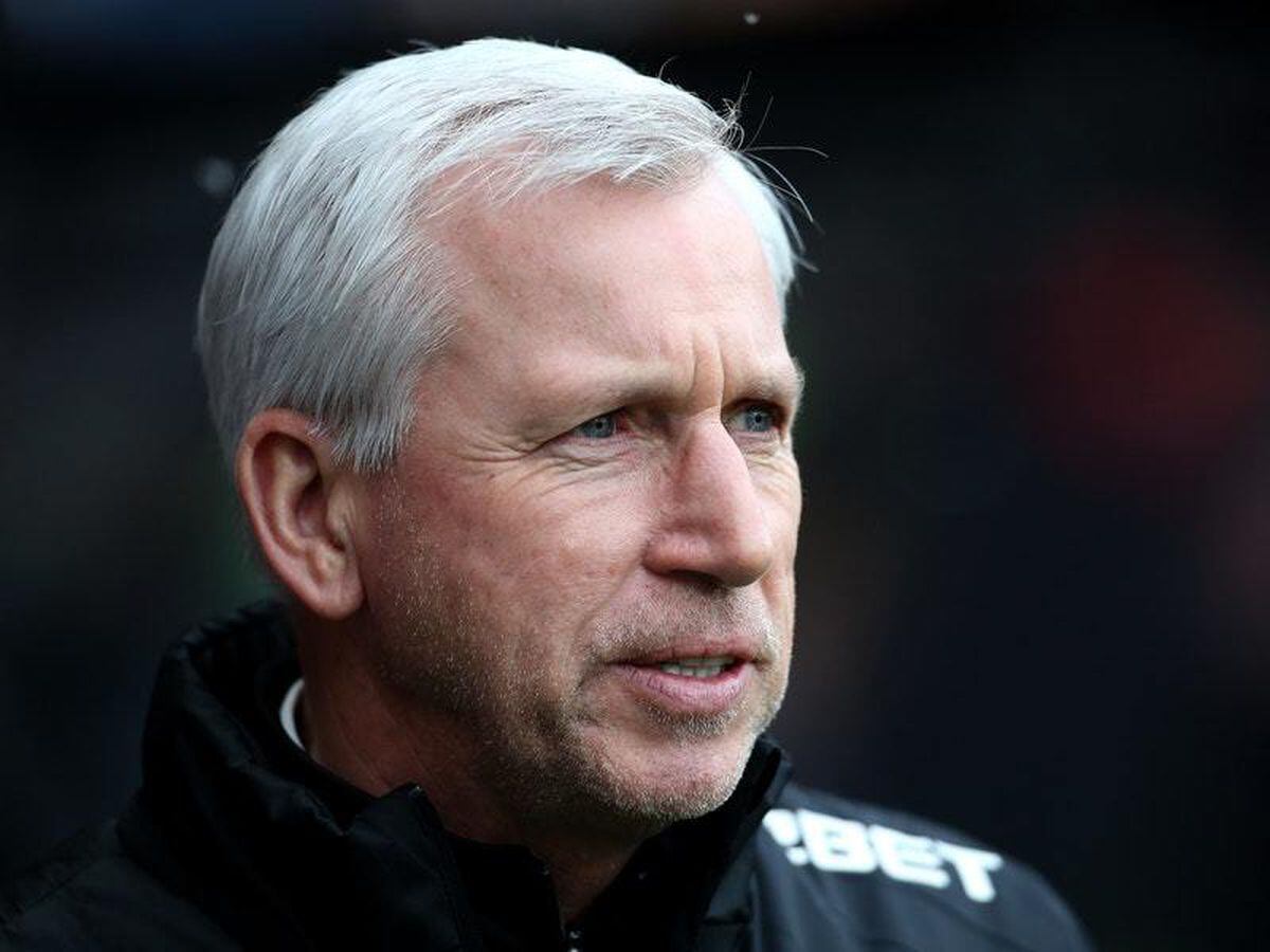 Pardew bemused by flat first half | Express & Star