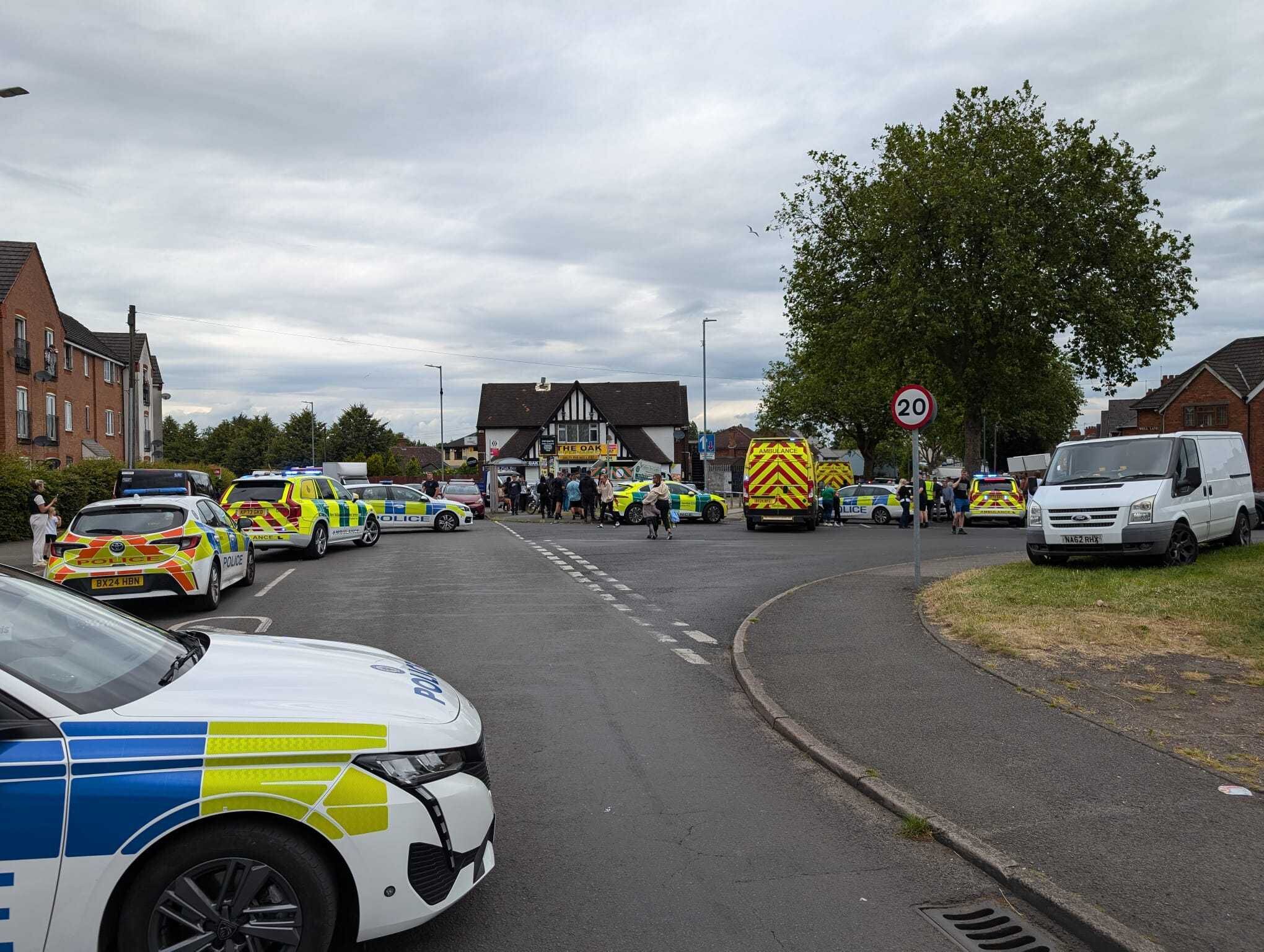 Watch: Armed police and ambulance crews called to serious incident in Walsall