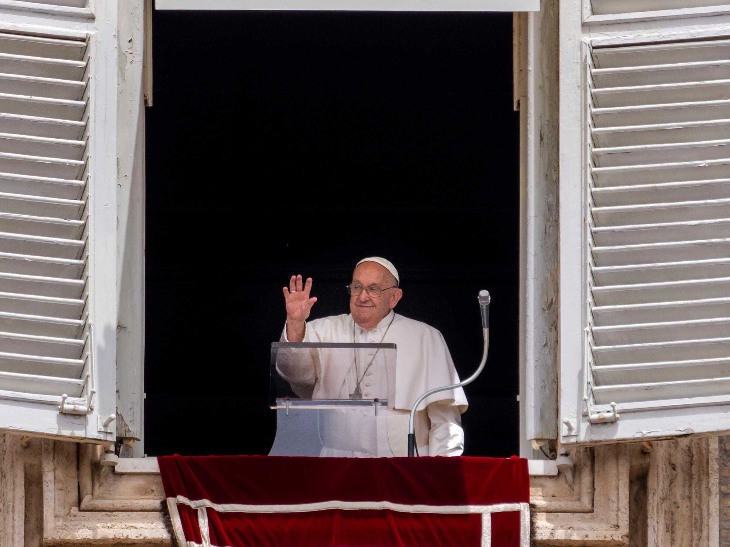 Pope appeals for urgent humanitarian aid for Gaza and backs ceasefire proposals
