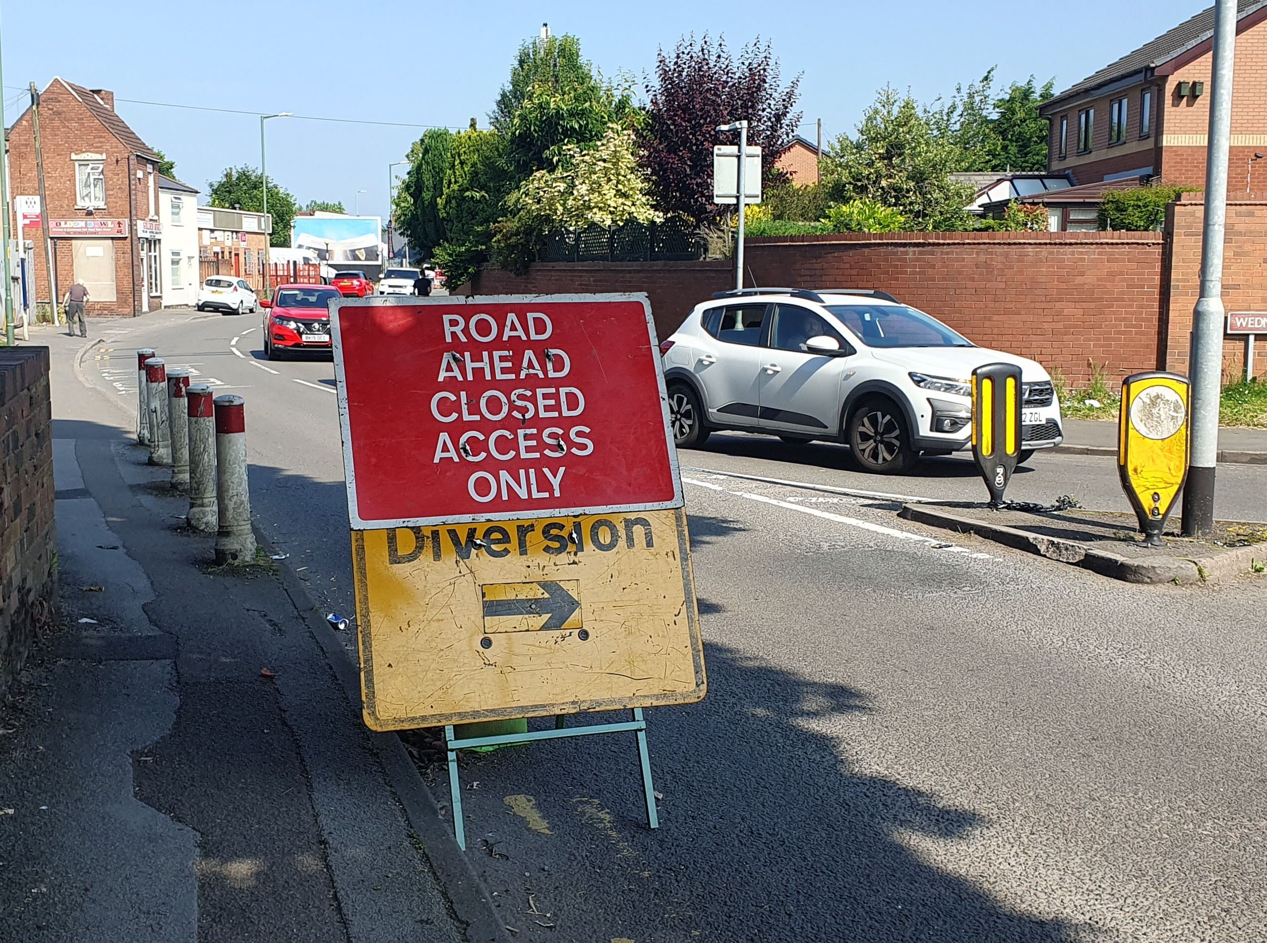 Drivers continue to pass 'road closed' sign - no sign of work taking place