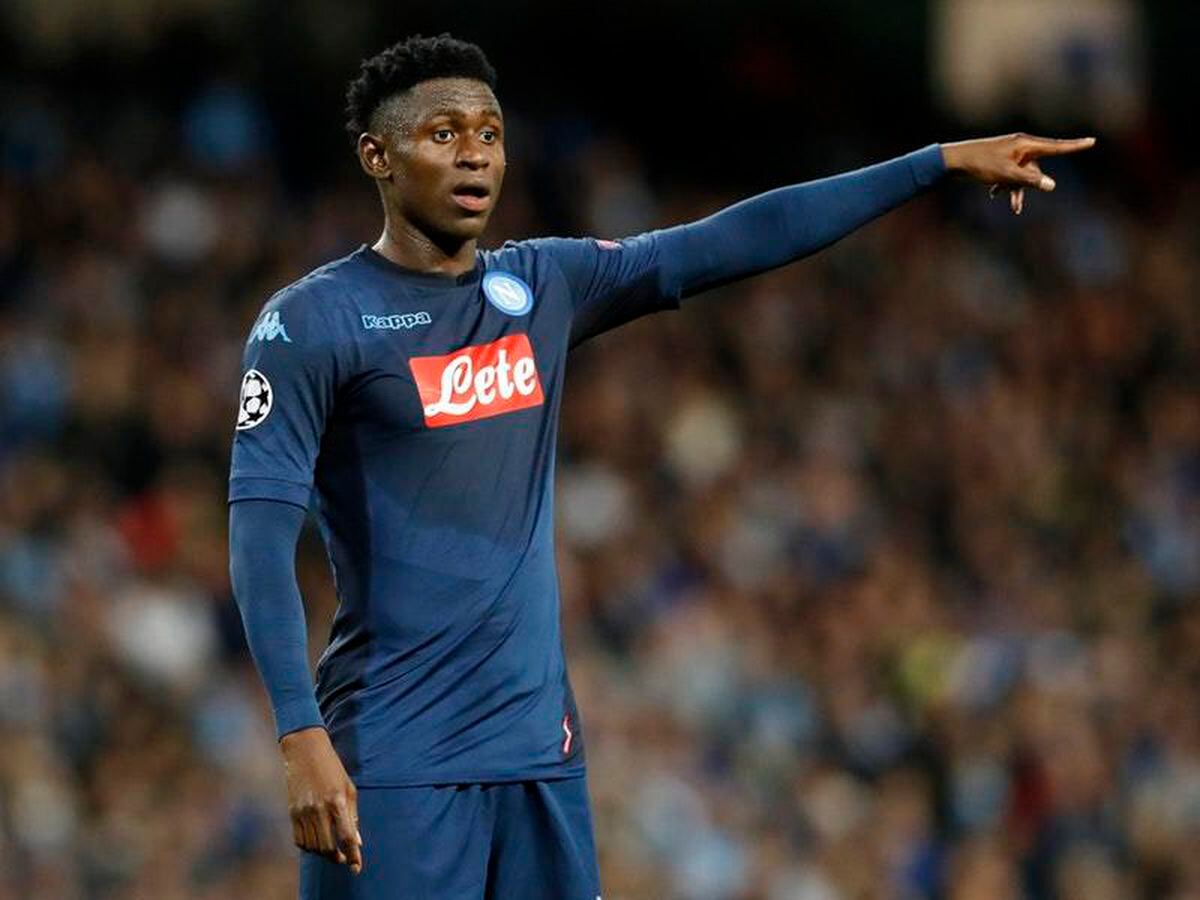 Amadou Diawara Nets Late Napoli Winner To Keep Serie A Title Hopes 