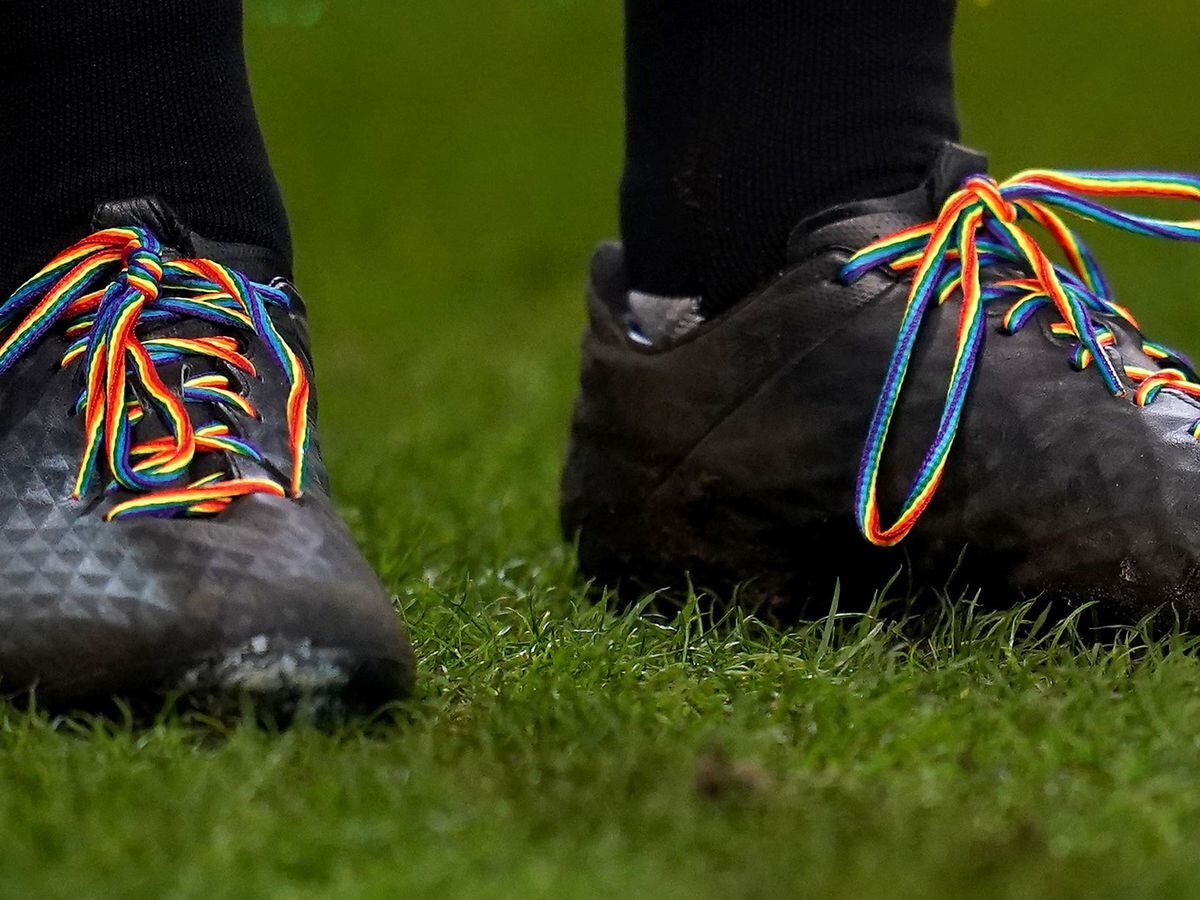 Taylor Swift bracelet-trading trend makes way to Women's World Cup