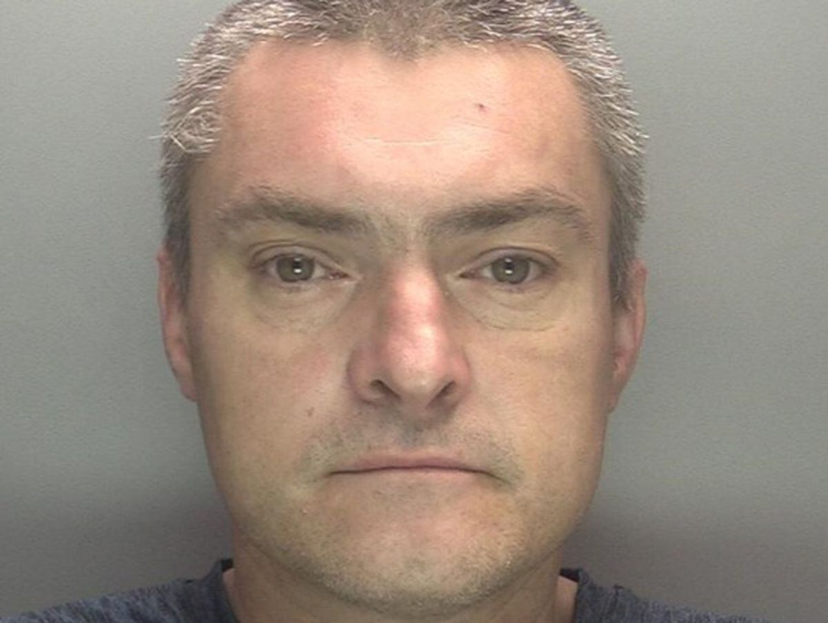 Police Hunting Brierley Hill Man For Prison Recall Express And Star 5324